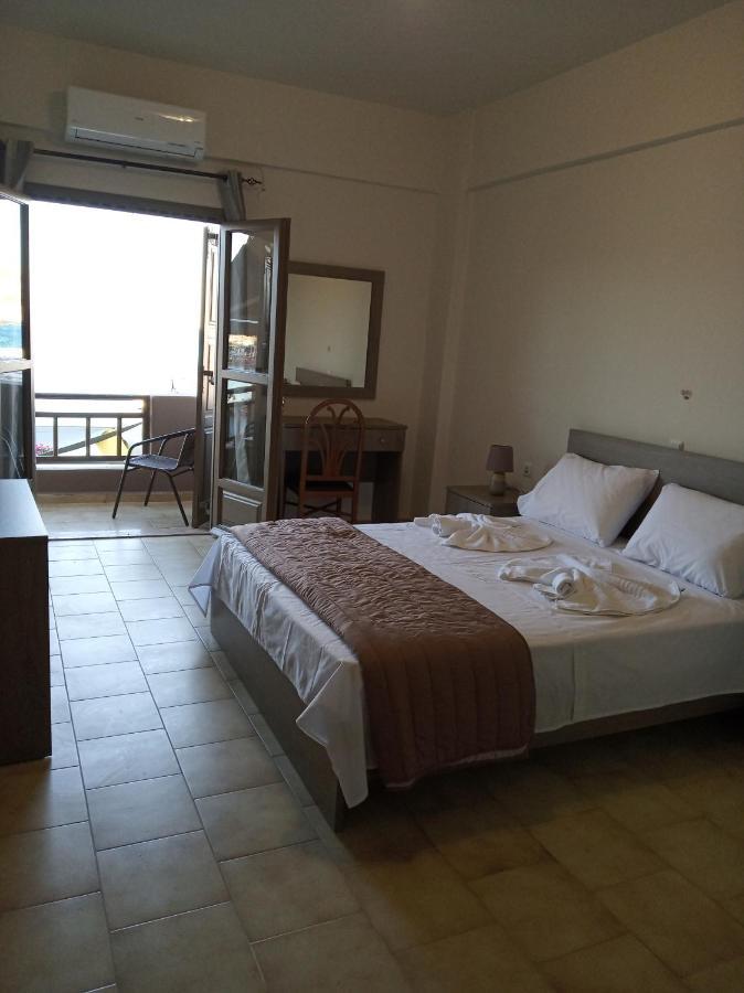 Buganvilla Sea View Apts アギア・ペラギア エクステリア 写真