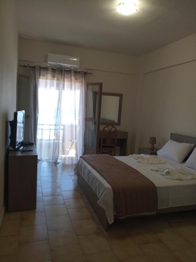 Buganvilla Sea View Apts アギア・ペラギア エクステリア 写真